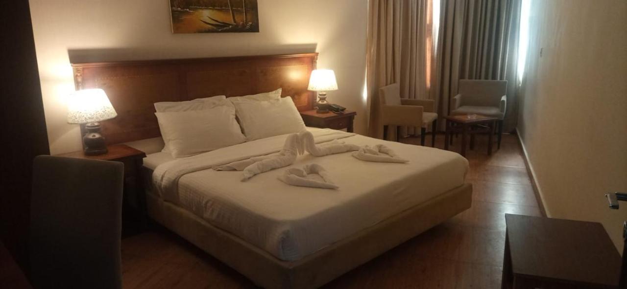Orchid Hotel